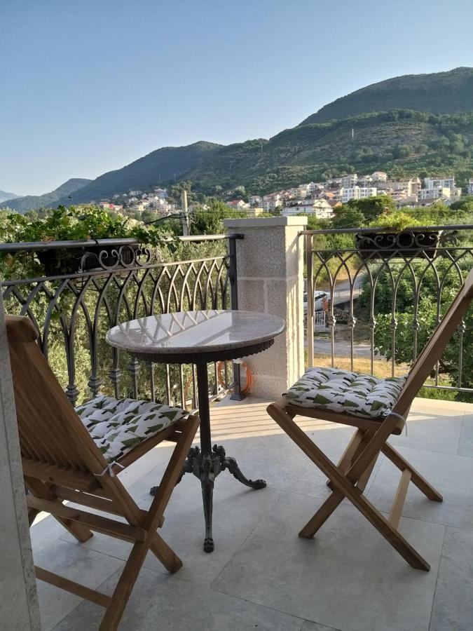 Petivat Gardens Appartement Buitenkant foto