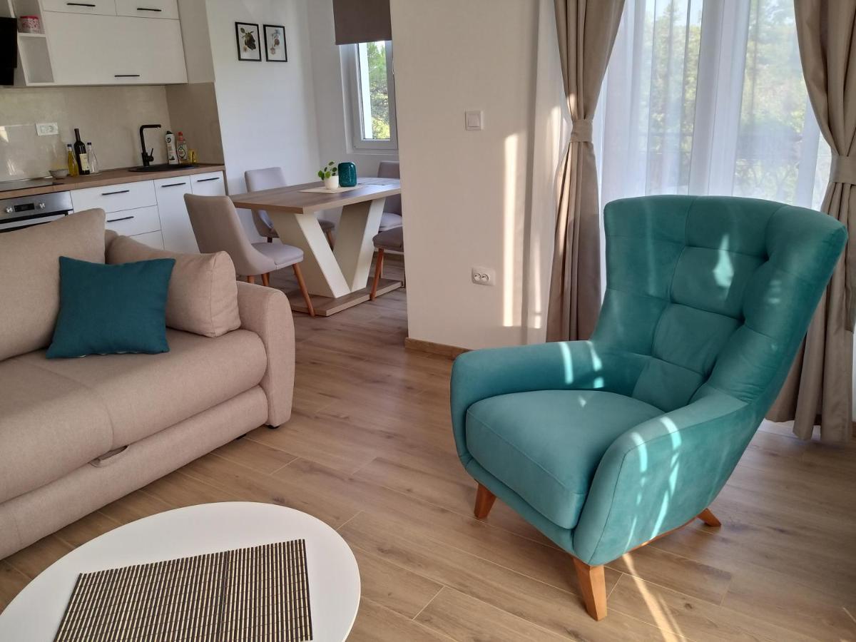 Petivat Gardens Appartement Buitenkant foto